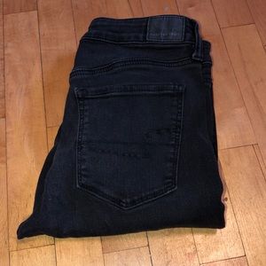 American Eagle Black hi rise jeans